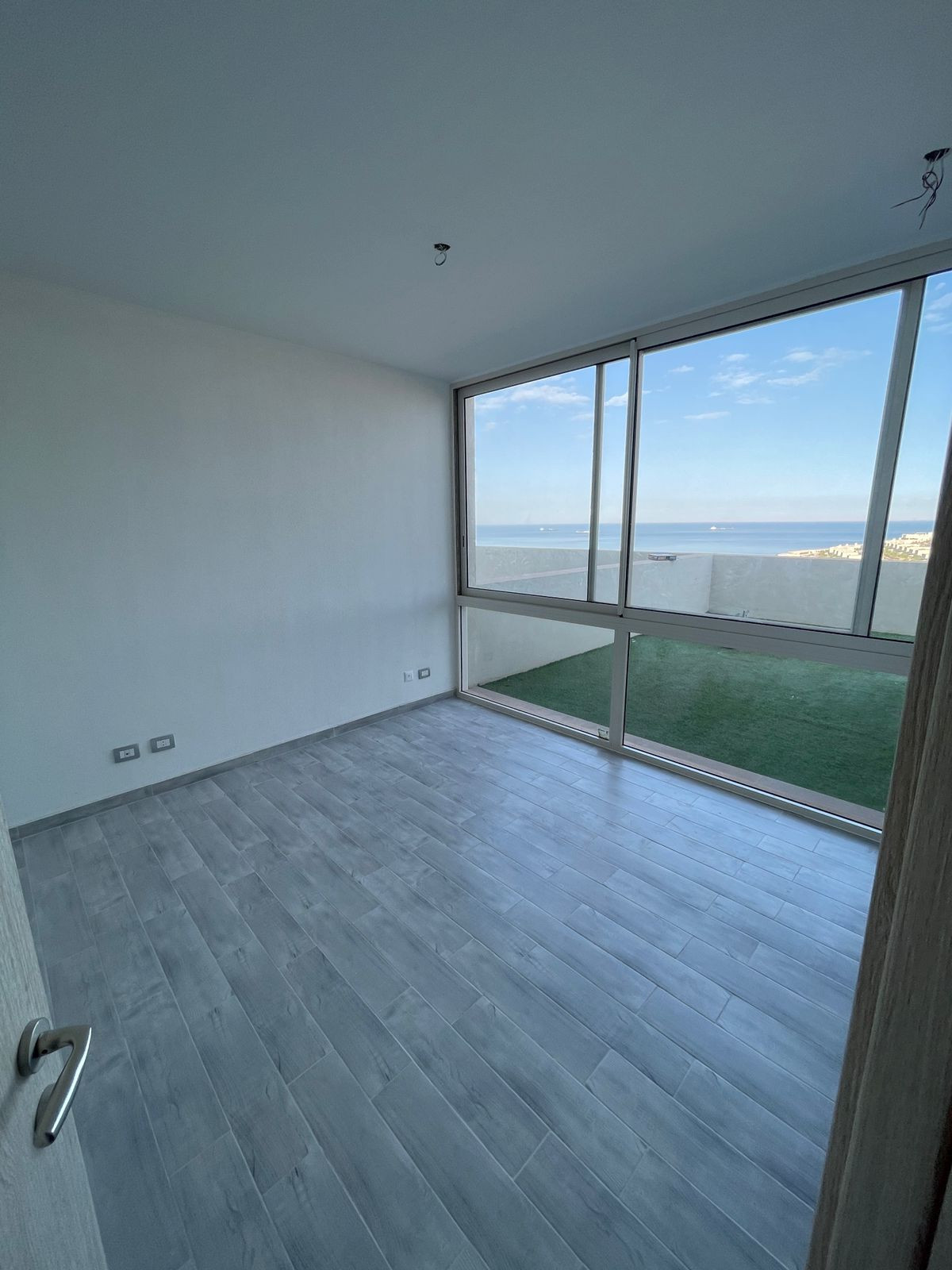 استوديو للبيع  في المونت جلالة  60 م